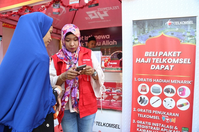 Untuk memastikan pengalaman berkomunikasi bagi para jamaah di Tanah Suci, Telkomsel menyiapkan berbagai pusat pelayanan Posko Siaga Haji dan paket Promo Haji.